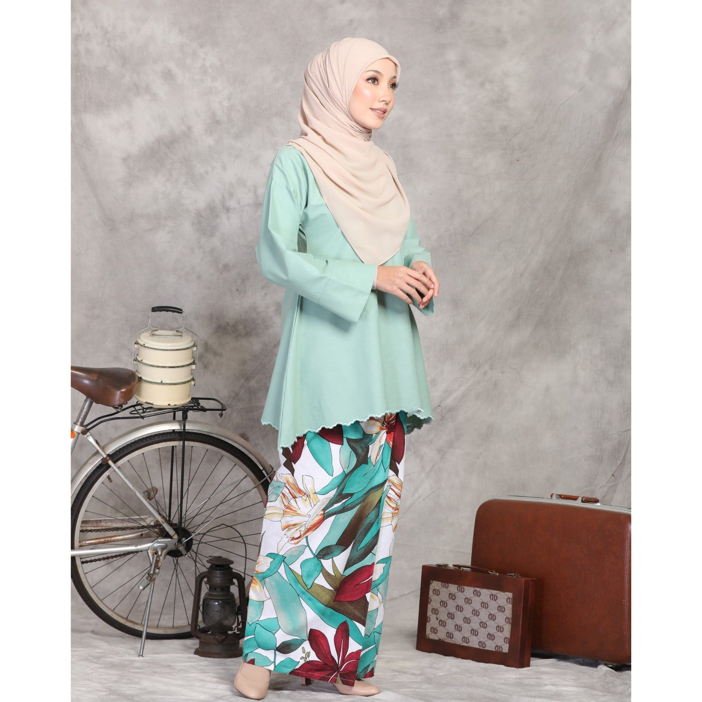 Kurung Cinta BLOUSE (Tiffany)