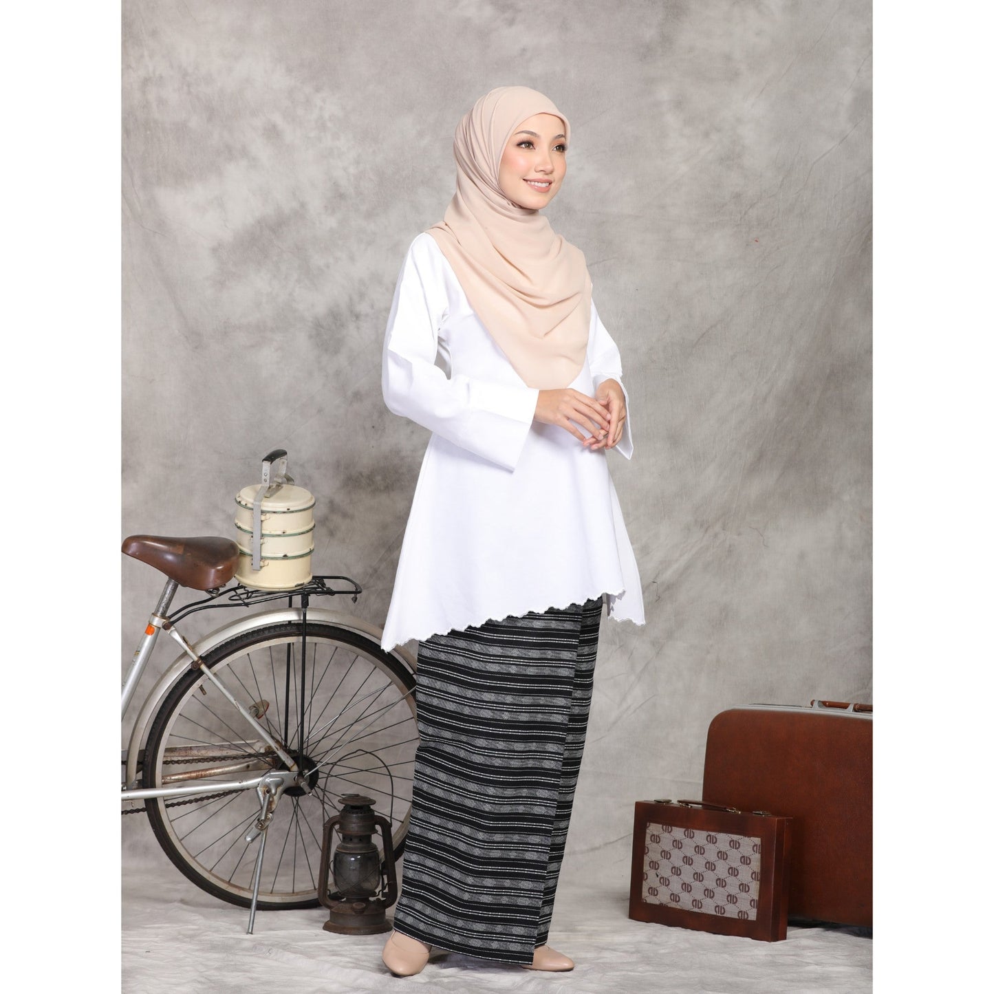 Kurung Cinta BLOUSE (White)