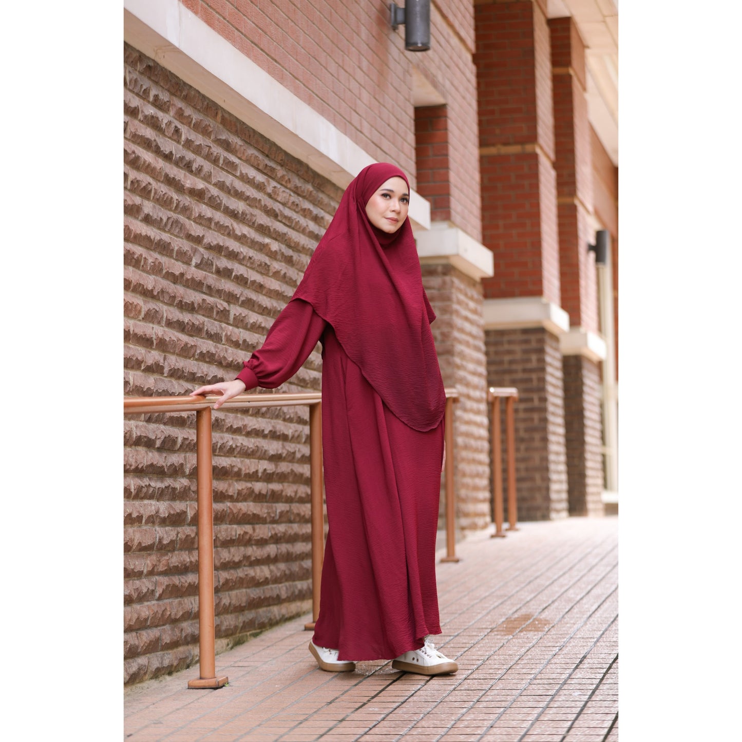Flora Khimar -Maroon