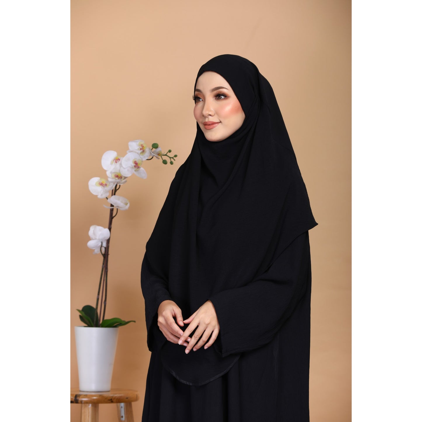 Flora Khimar -Black