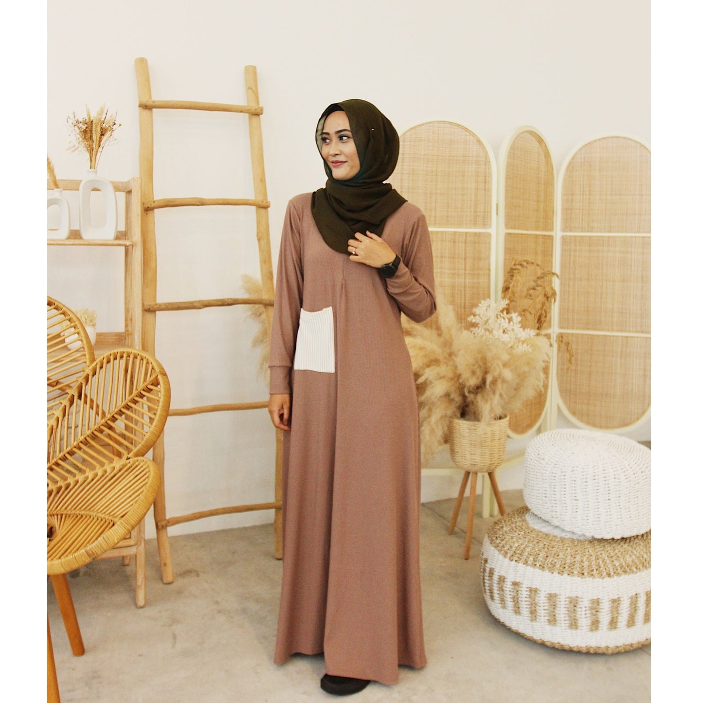 Daisy Dress (Nude Plain)